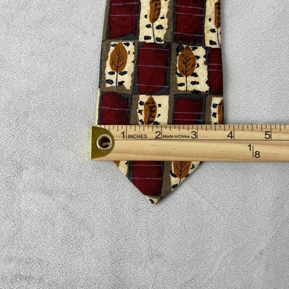 Ermenegildo Zegna Mens Tie Leaf Print Red Silk Necktie 58x3.75 Career‎ Preppy - Picture 6 of 6